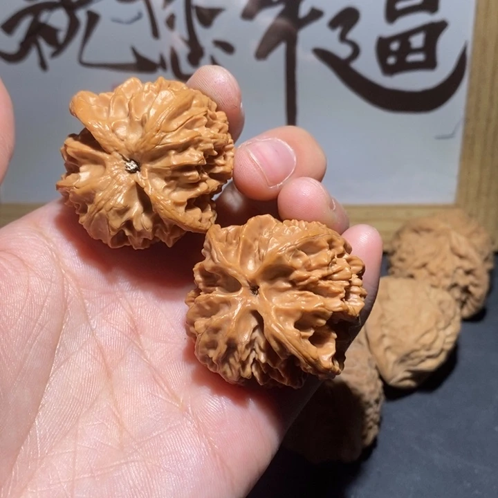 熟***人桃核吊坠有修为学法也可以有