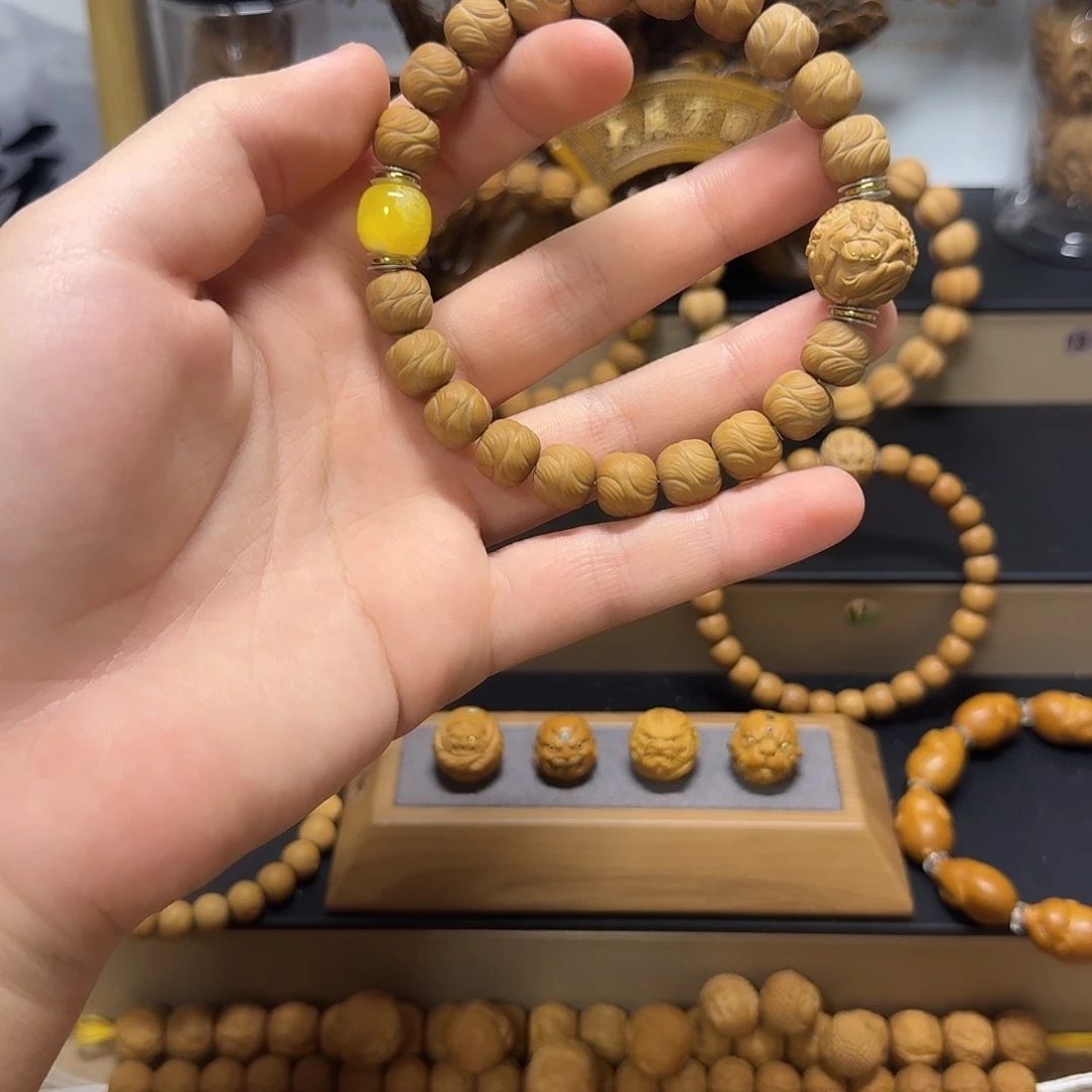 吊坠猴头核桃全品九尾24k