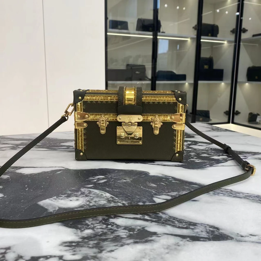 99新 LouisVuitton/路易威登 墨绿硬盒子限定斜挎包