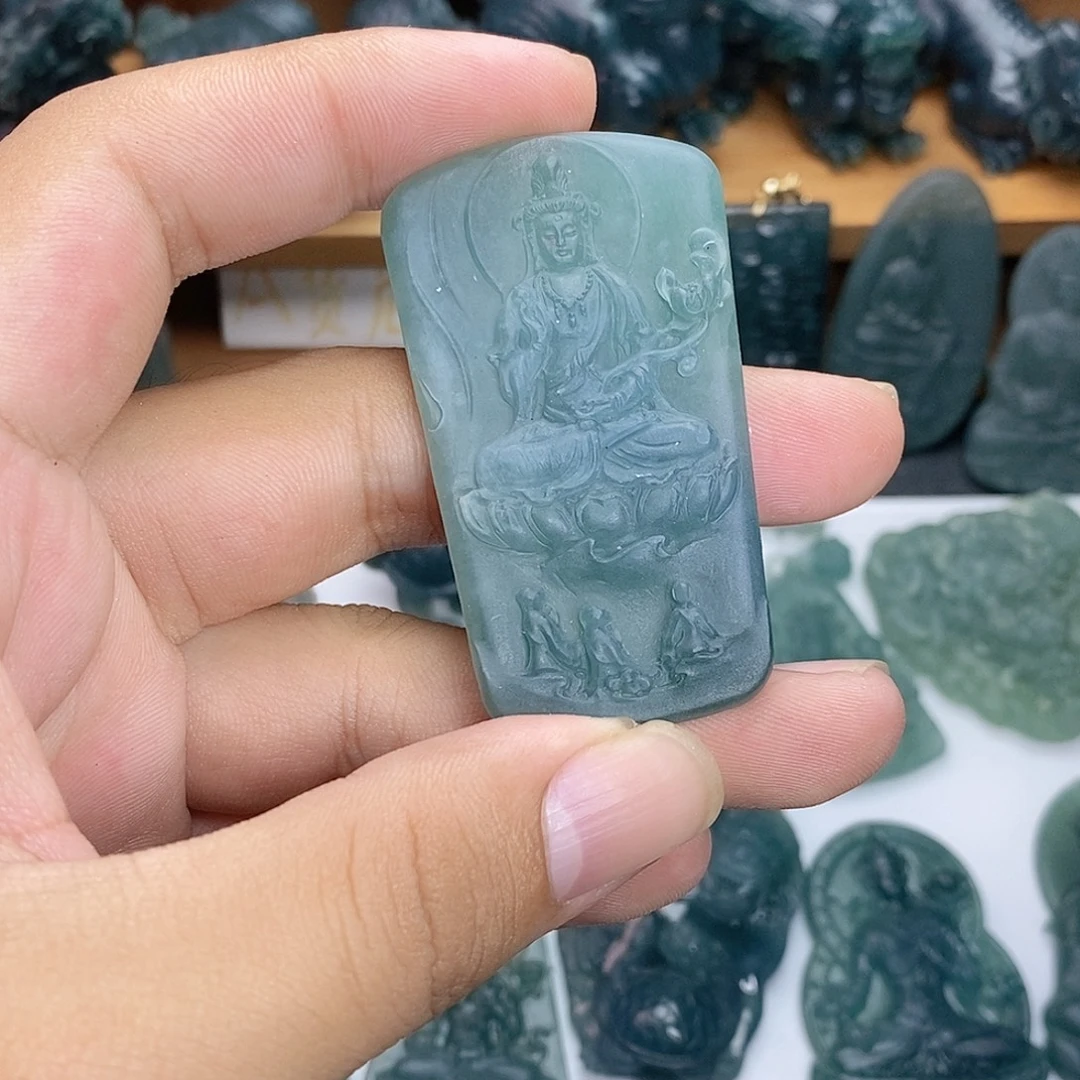 定制翡翠未镶嵌大势至