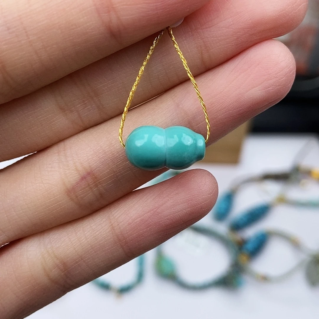 未镶嵌绿松石珠宝奇石