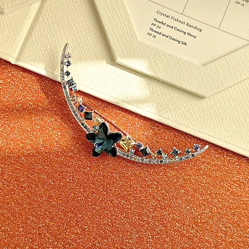 铜合金仿水晶胸针 【月眉星耀】施家水晶精致星月胸针R1201