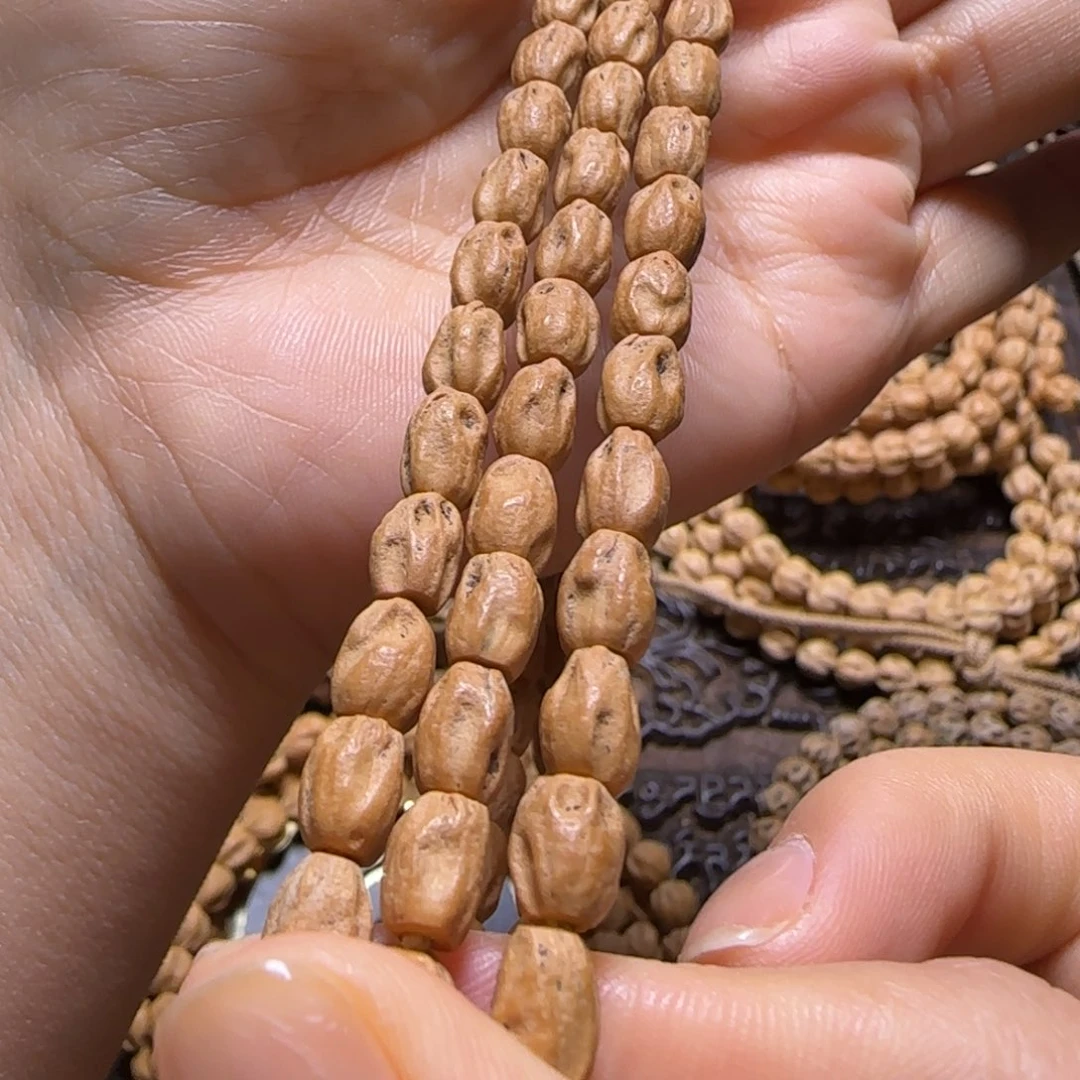 吊坠柏香籽/百香籽?