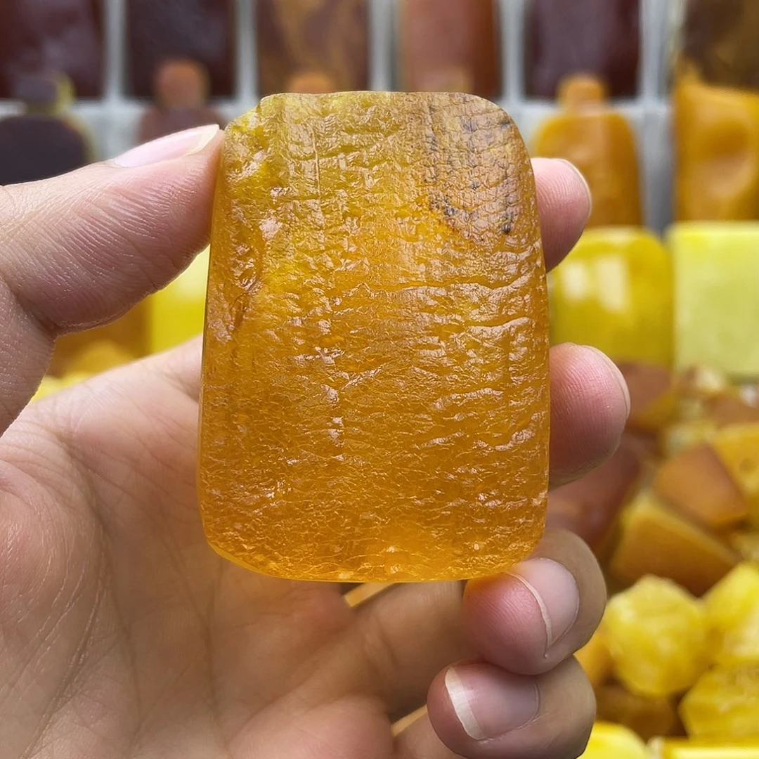 定制琥珀未镶嵌牌子