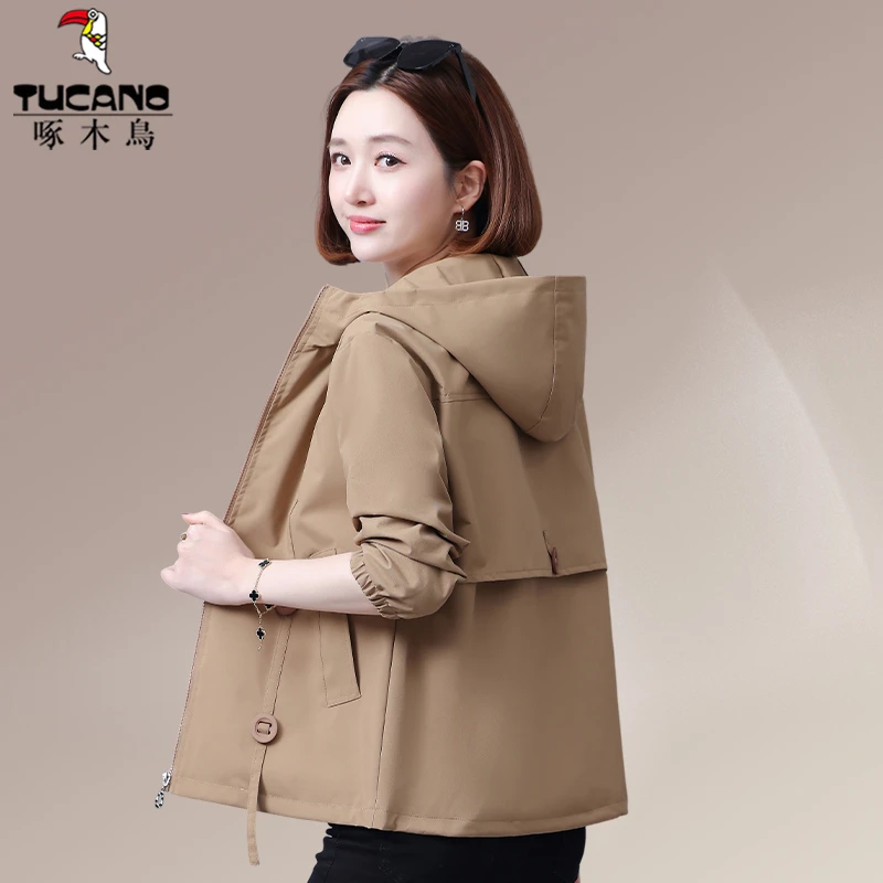 啄木鸟连帽外套女款春秋女装新款休闲百搭小个子风衣短款上衣