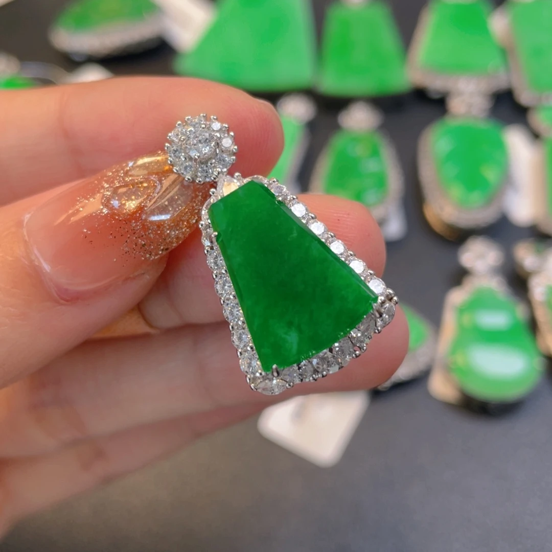 翡翠银S925镶嵌颈饰