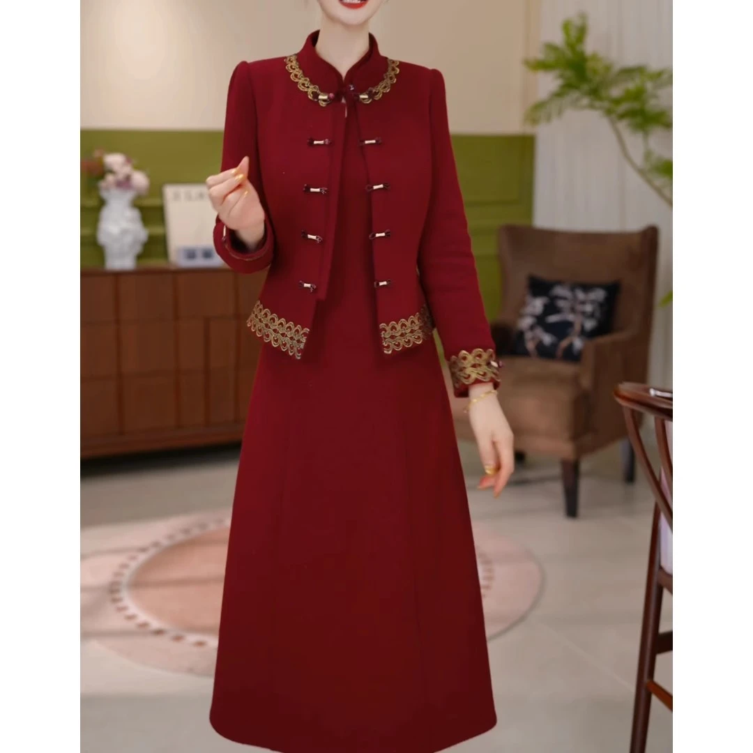 秋冬季加厚时尚套装2025新款高端韩版休闲气质时尚减龄洋气新款显