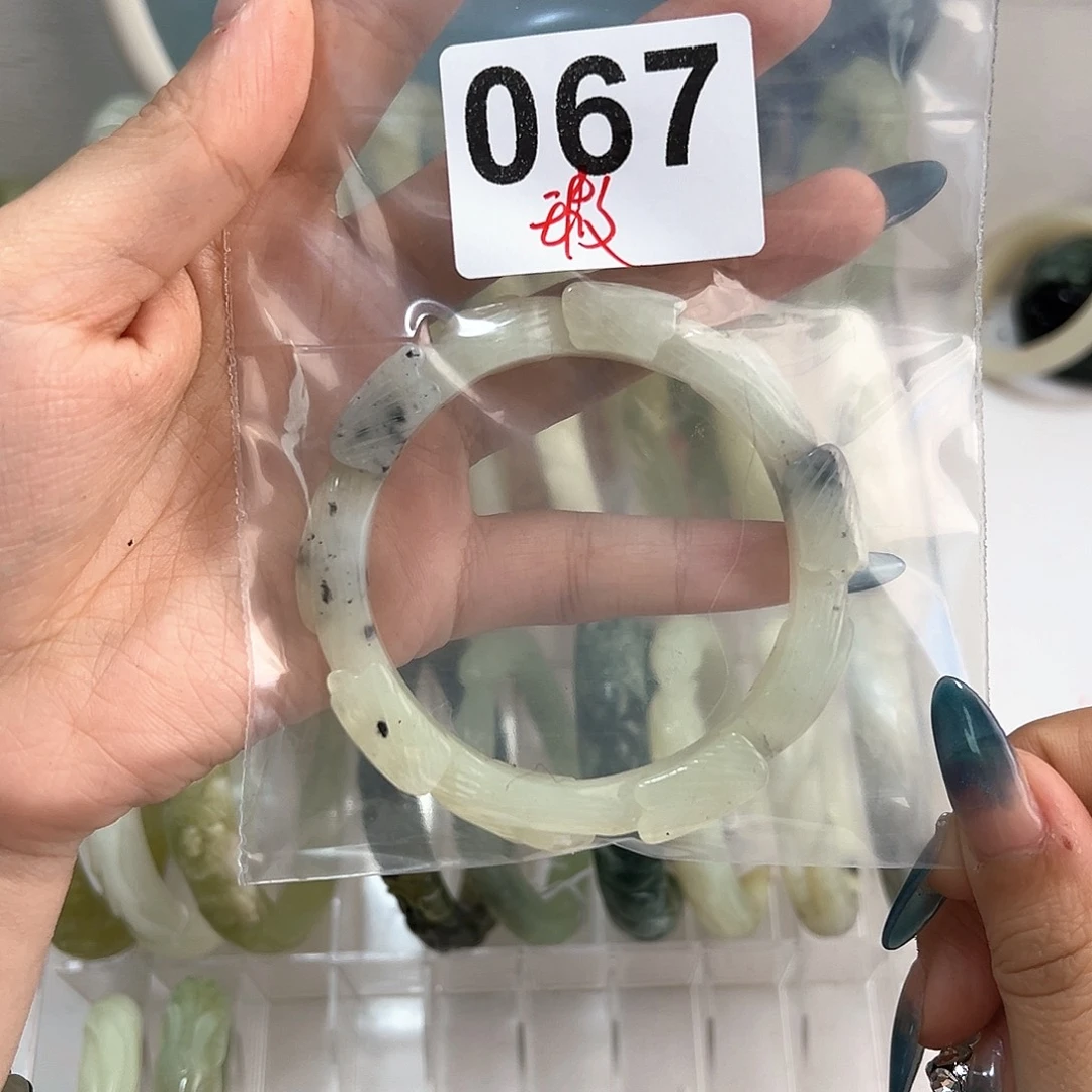 蛇纹石玉未镶嵌手镯✨***柿