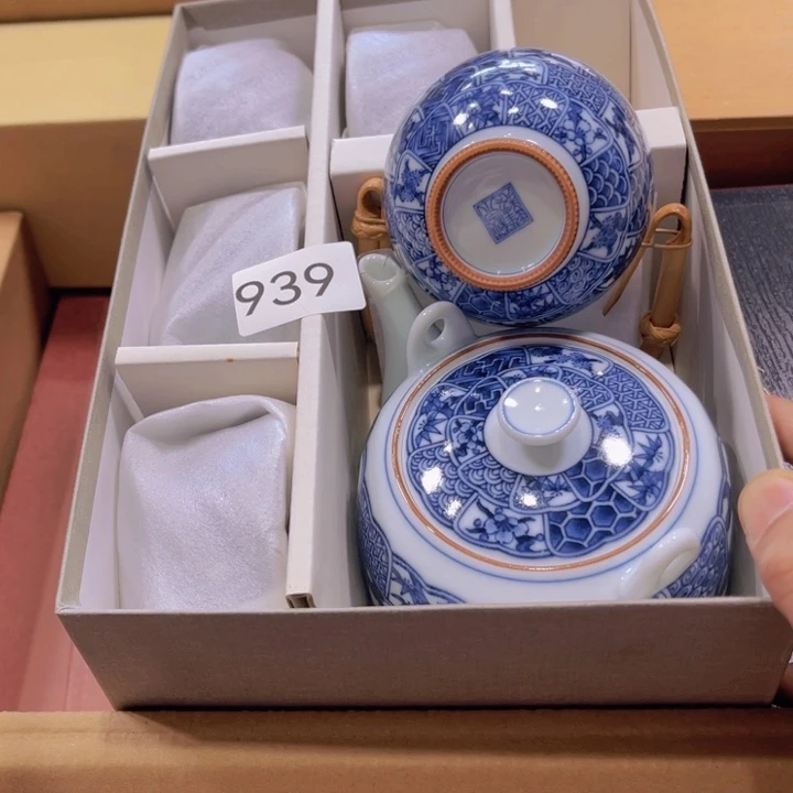 盖碗瓷器制作工艺精湛