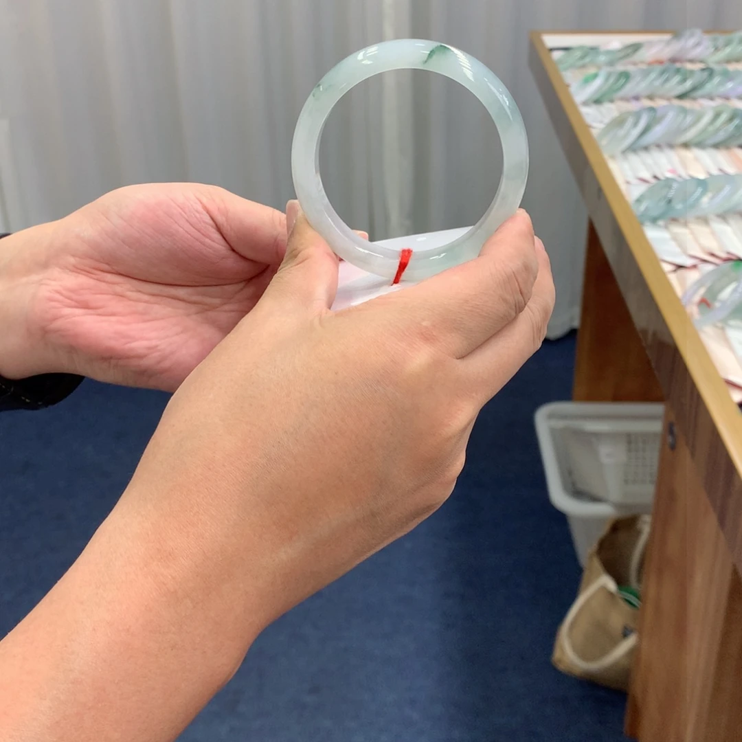 未镶嵌手镯翡翠七天无理由