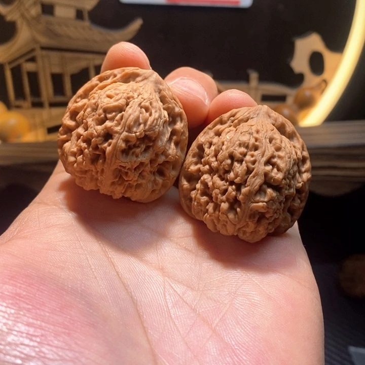 文玩核桃把件刘**水37福利