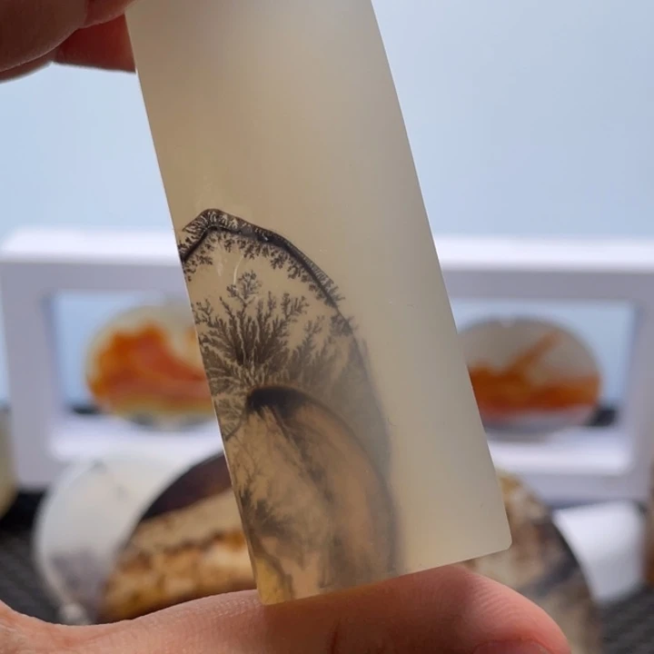 未镶嵌玛瑙/玉髓珠宝奇石海**墩