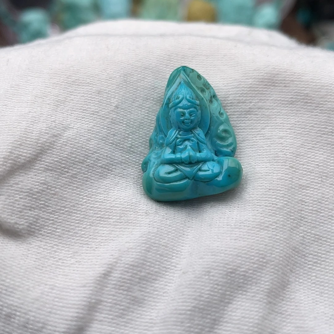 绿松石未镶嵌颈饰