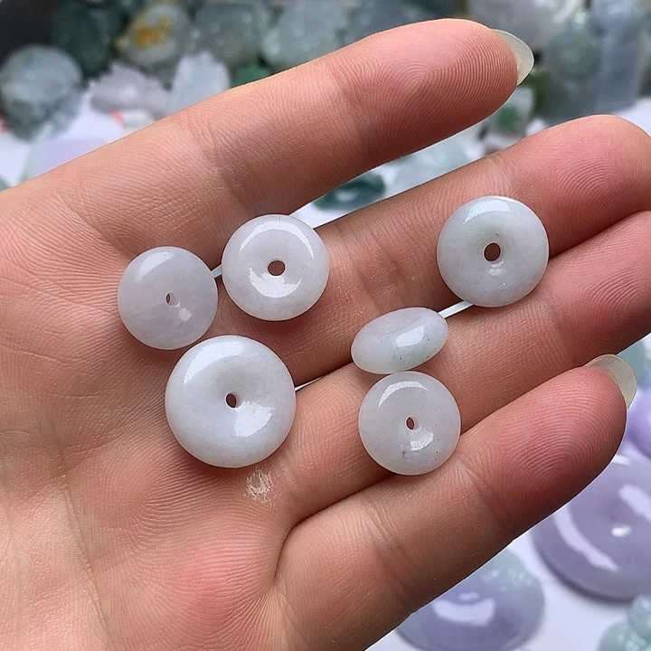 翡翠未镶嵌颈饰天然翡翠