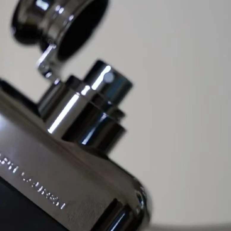 俱乐部中性气质持久馥奇调香水