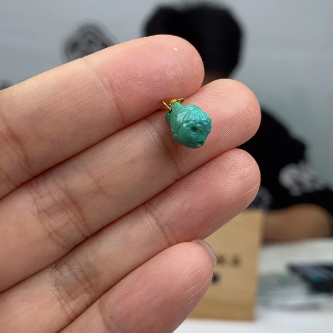 未镶嵌绿松石珠宝奇石