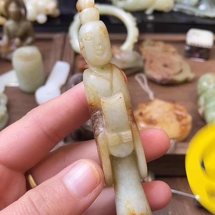 和田玉（糖玉）未镶嵌颈饰