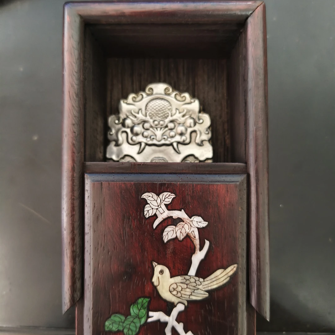 家居饰品现代工艺品BJ04精美摆件当代复古摆件精雕龙纹摆件带木盒