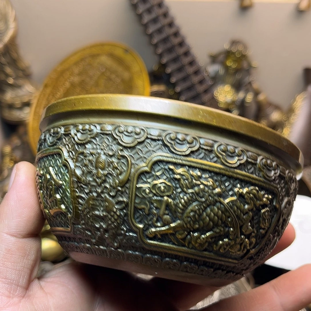 精美铜器工艺品等