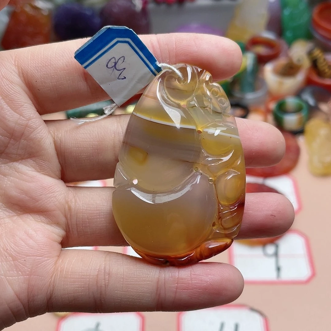 玛瑙/玉髓颈饰合金蒙***莎