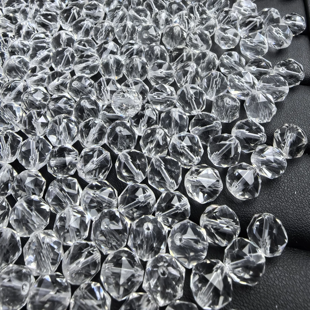 白水晶双a加爆闪八面切珠多样性随机发货一单两颗8mm