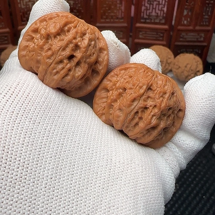 文玩核桃吊坠血麒麟38➕微修