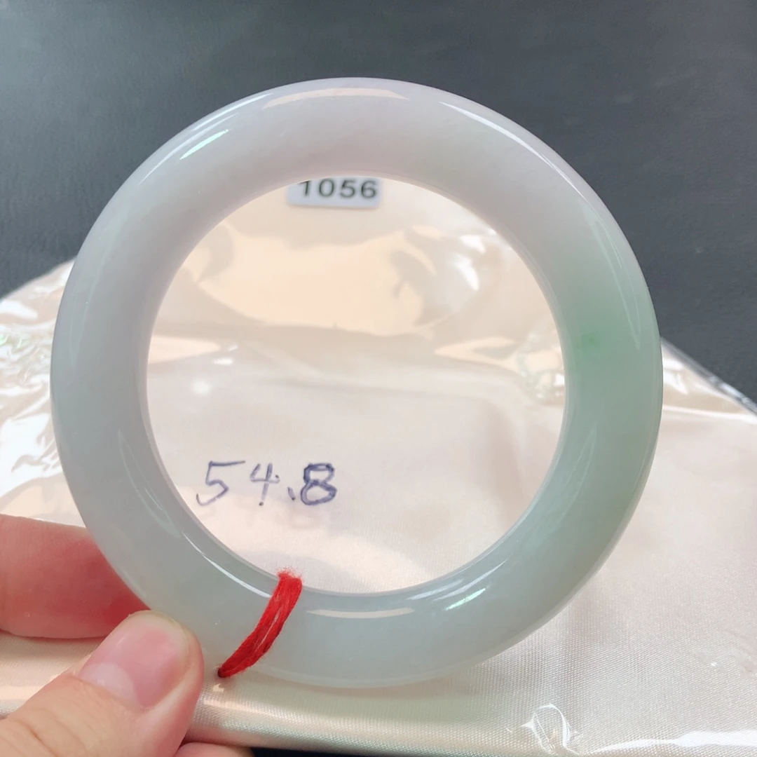 翡翠手镯未镶嵌1056号