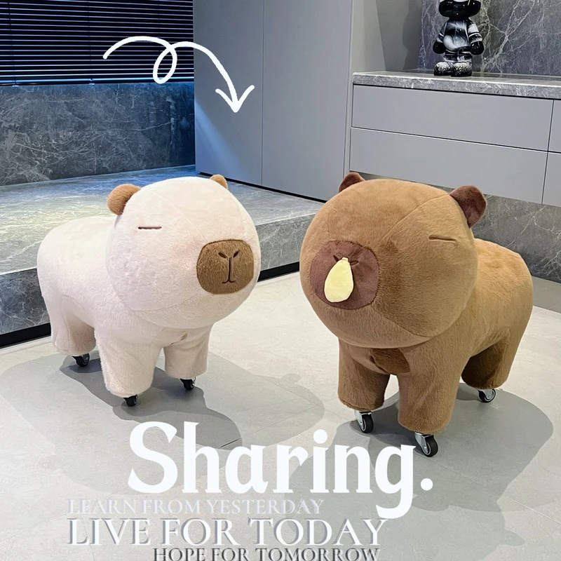 新款卡皮巴拉万象静音硅胶滑轮凳子换鞋凳门口家用创意可爱滑轮凳