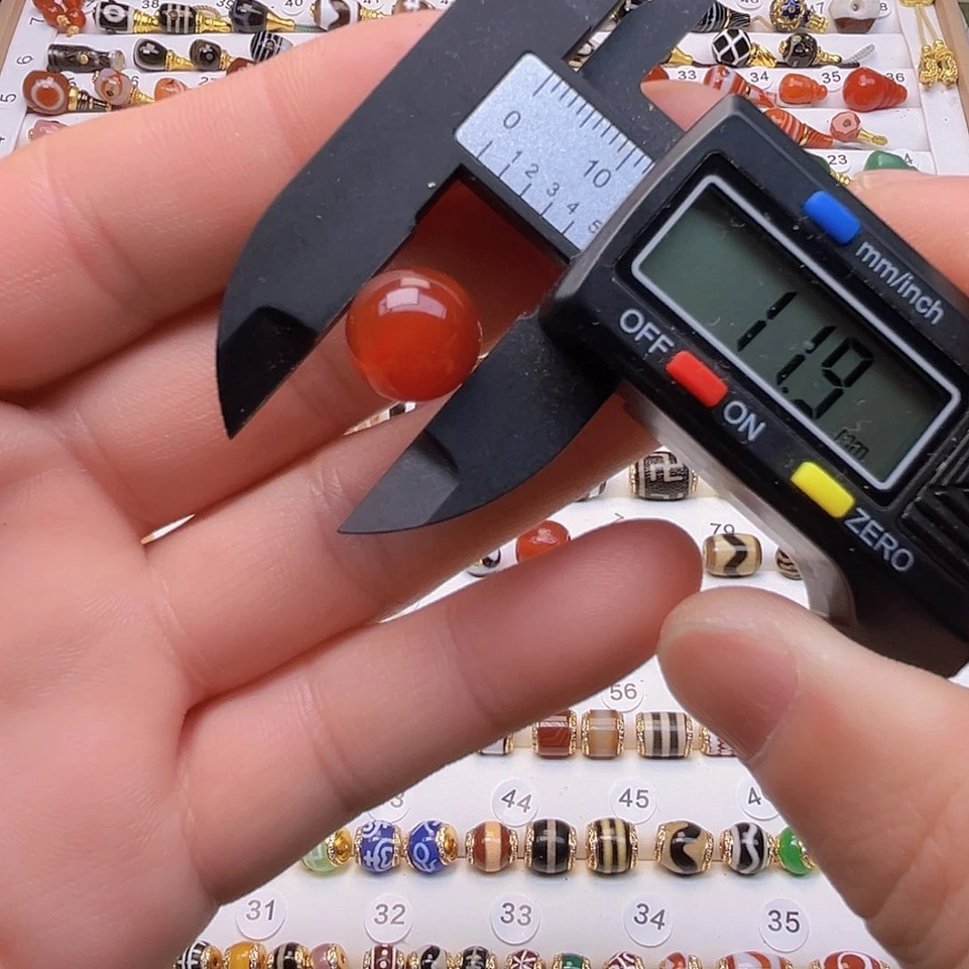 玛瑙/玉髓合金颈饰