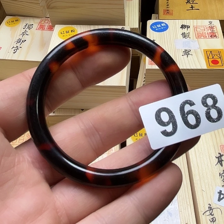 龙***女非金属         968