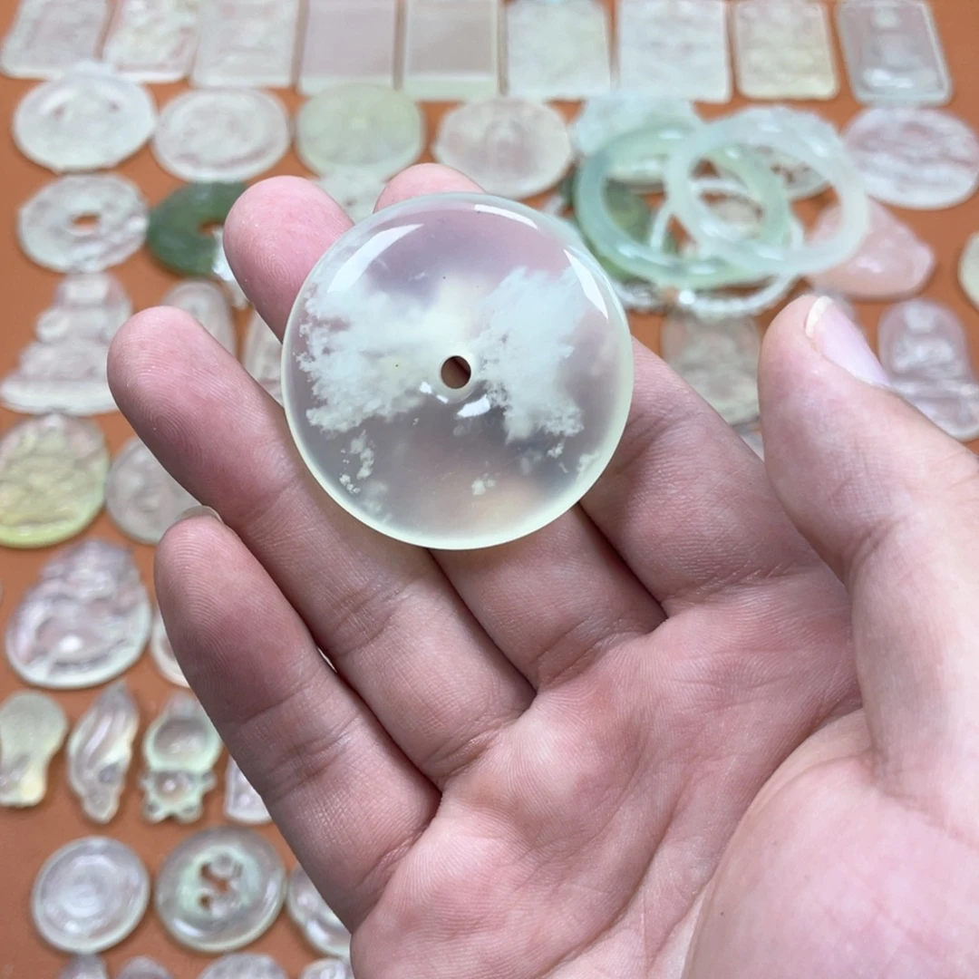 蛇纹石玉未镶嵌帅主播