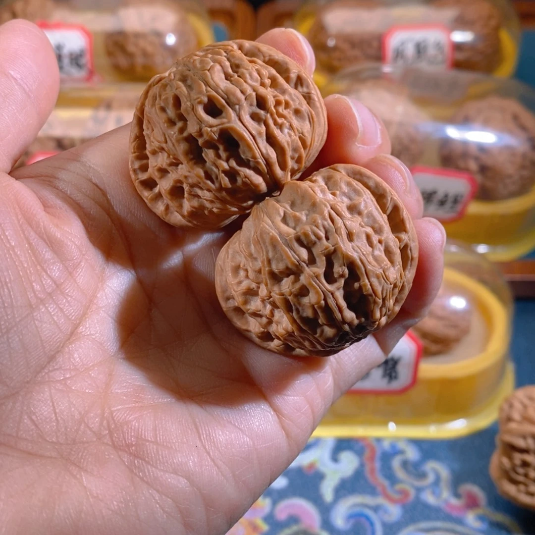 吊坠文玩核桃39闷白