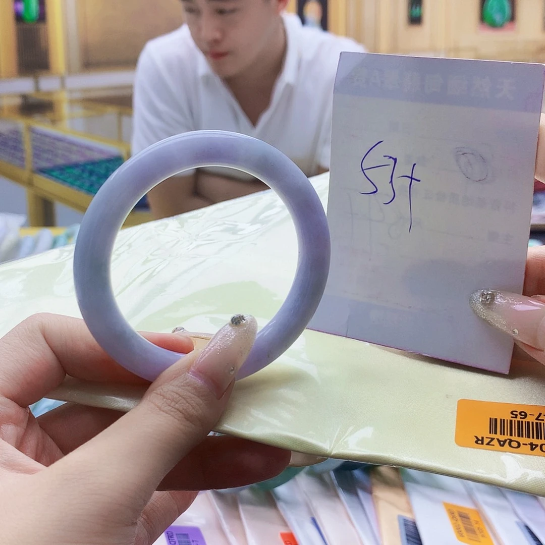 翡翠手镯未镶嵌0000……