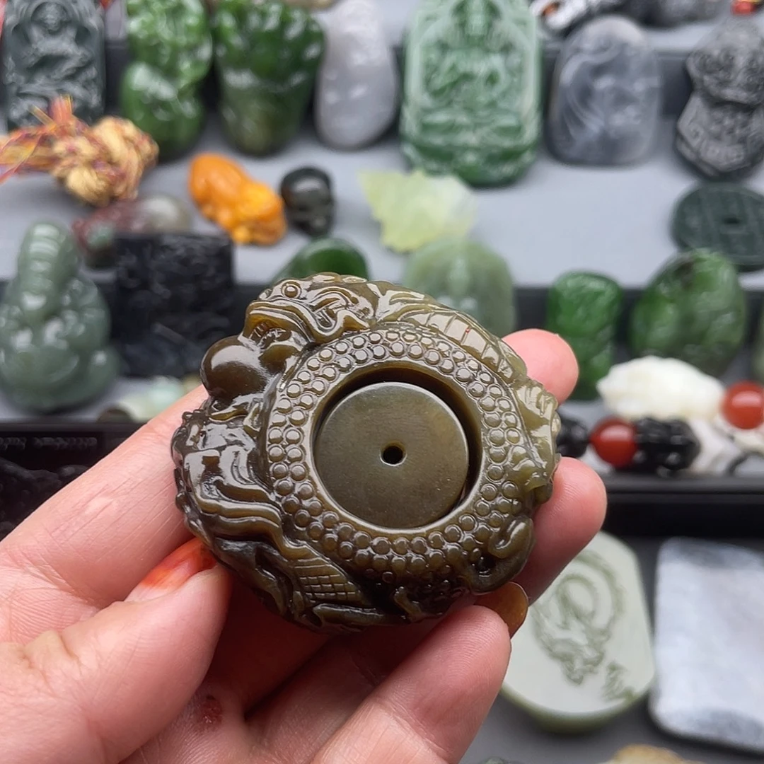 开***9和田玉未镶嵌颈饰