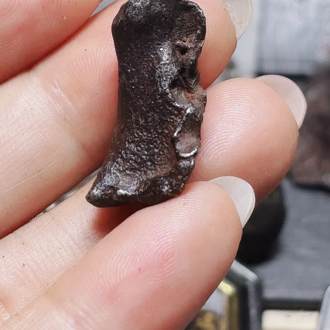 无铁合金红***石卡密尔