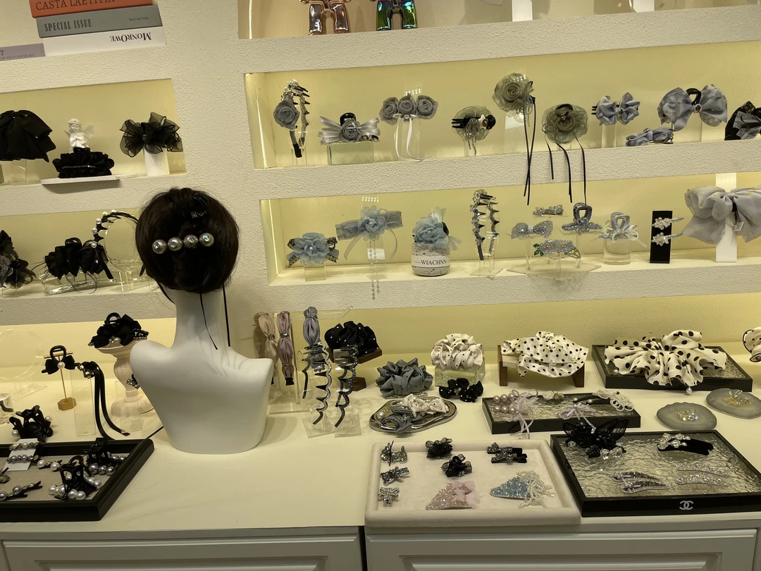 z001一z100 芙奈琪프나이키 原创设计海外原版高定发饰品（6.3雅美丽）