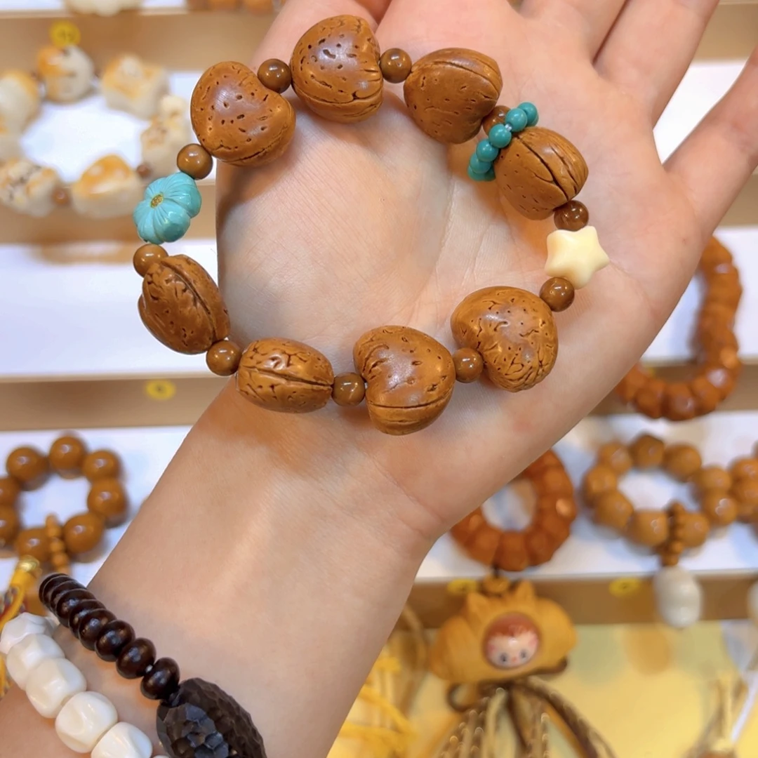 星月菩提手串桃核爱心