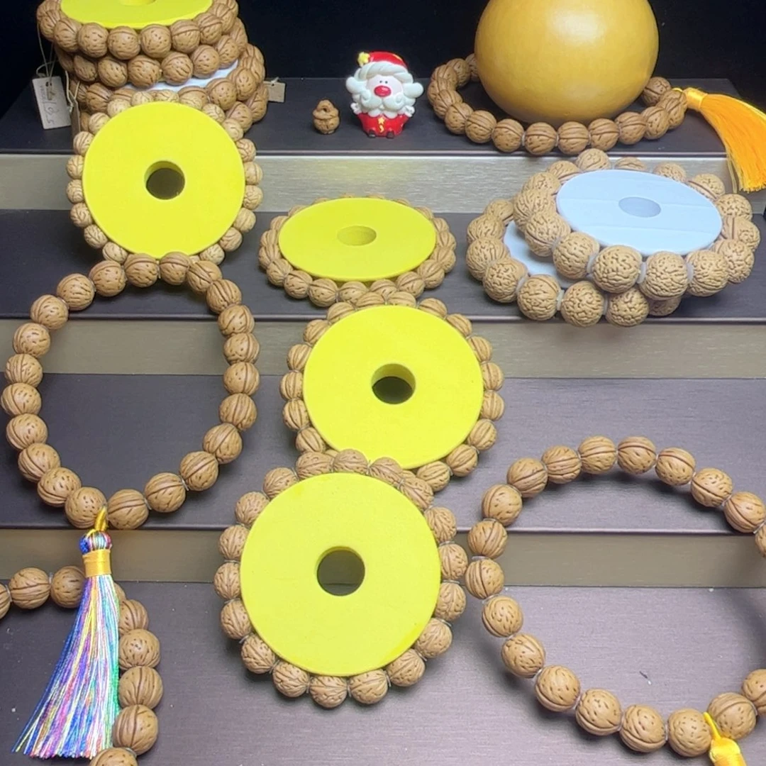 Z***g桃喜桃核，物美价廉