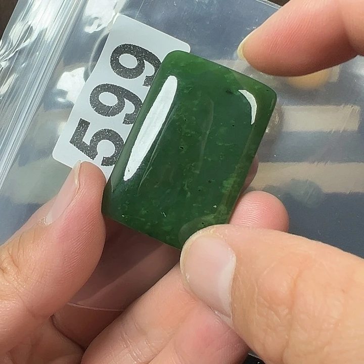 三***妈和田玉未镶嵌颈饰