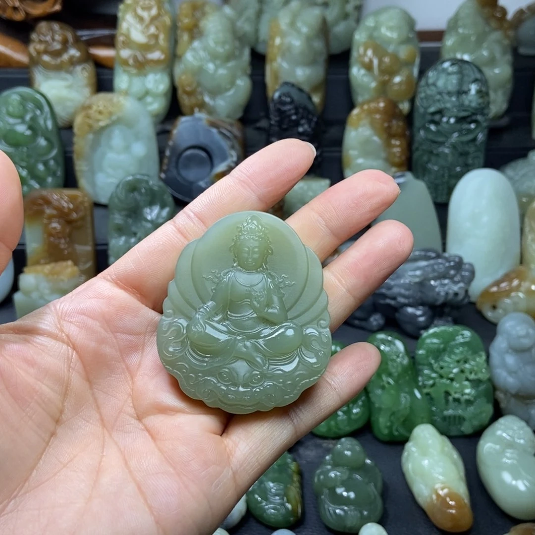 和田玉未镶嵌颈饰