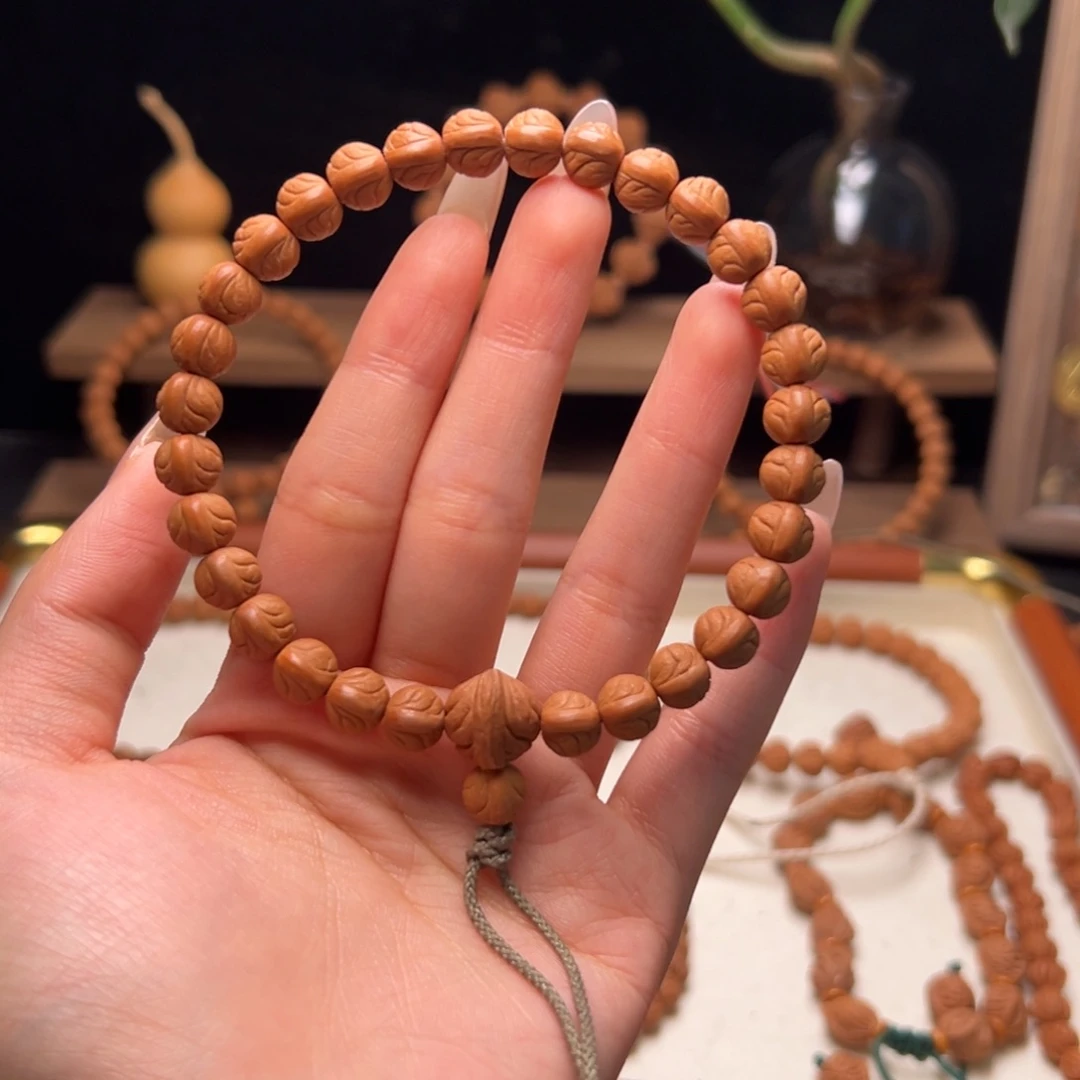 及***达木质类陕西龙纹桃核8.0