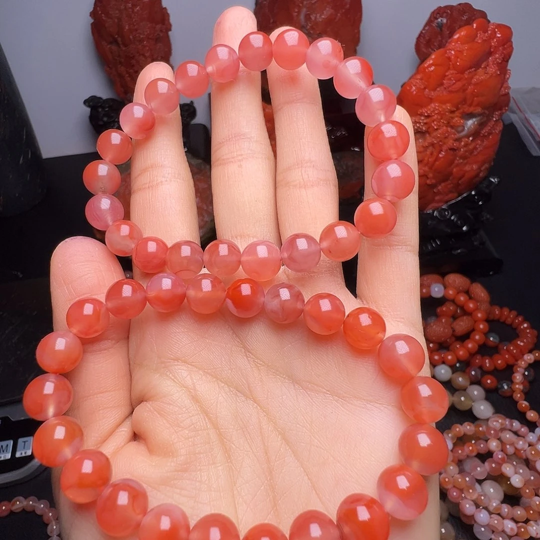 Z***8南红玛瑙未镶嵌手链