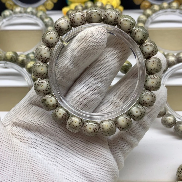 乐***融星月菩提手串大眼睛小细星11/10