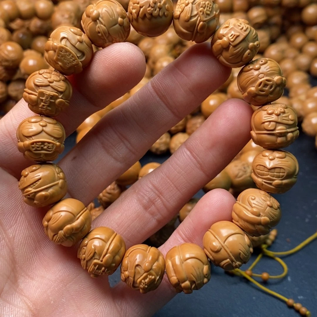 猴头核桃吊坠整身机器猫