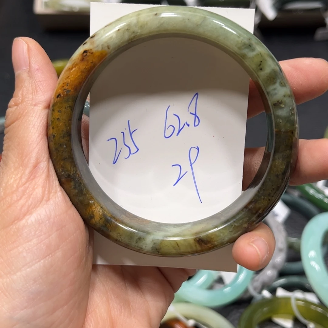 蛇纹石玉手镯未镶嵌小*