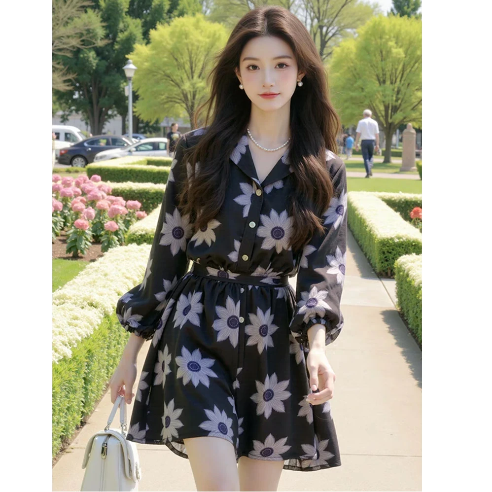 2025春季新款女装黑色翻领泡泡袖印花衬衫连衣裙漂亮独特显瘦裙子