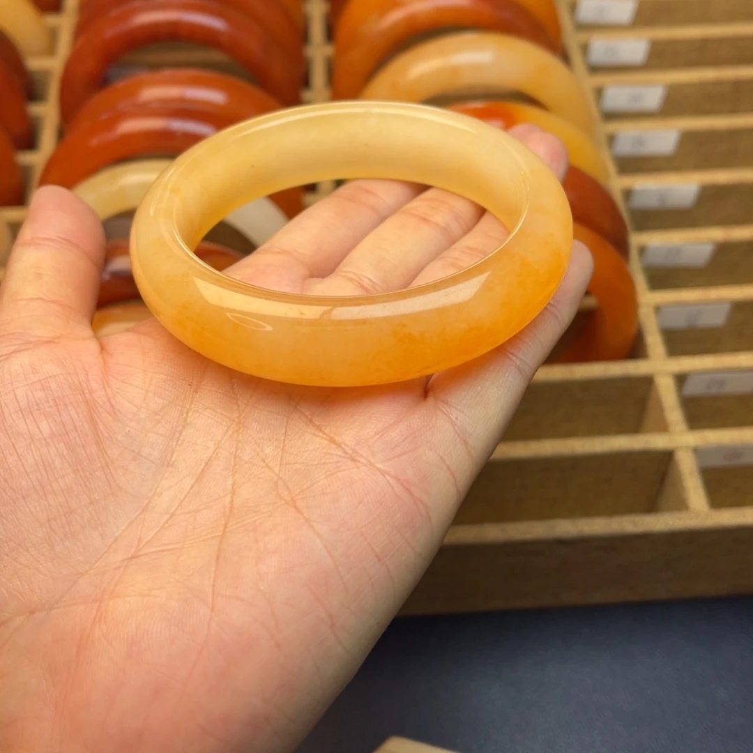 未镶嵌石英质玉（黄龙玉）手镯茄山老油料买三送一58圈口29号