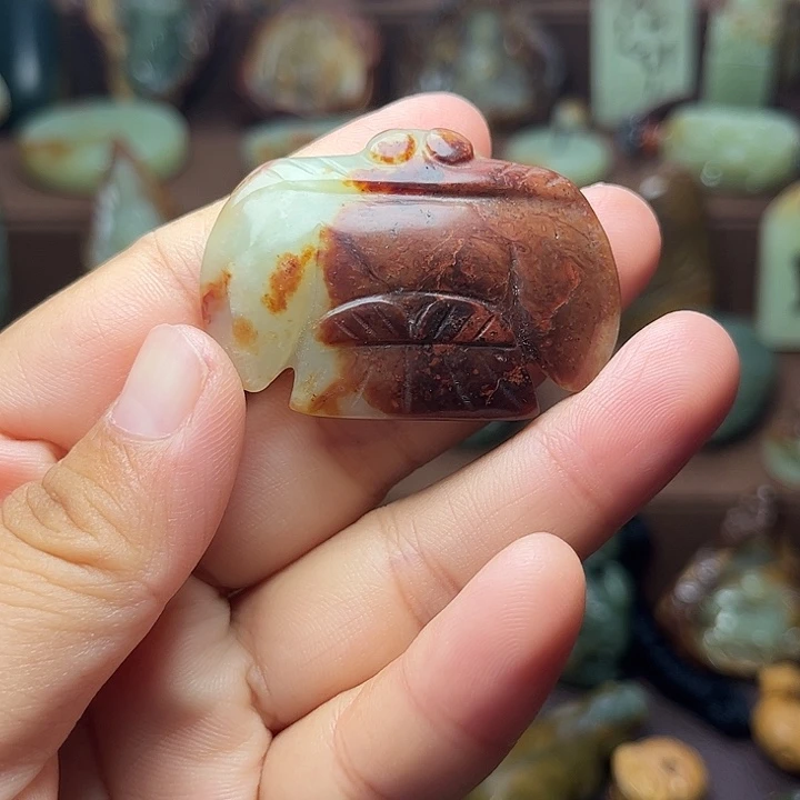 岫岩河磨玉（透闪石质玉）未镶嵌吊坠(不含链)