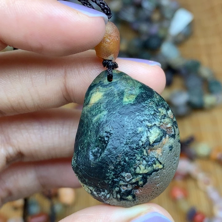 玛瑙/玉髓未镶嵌珠宝半成品