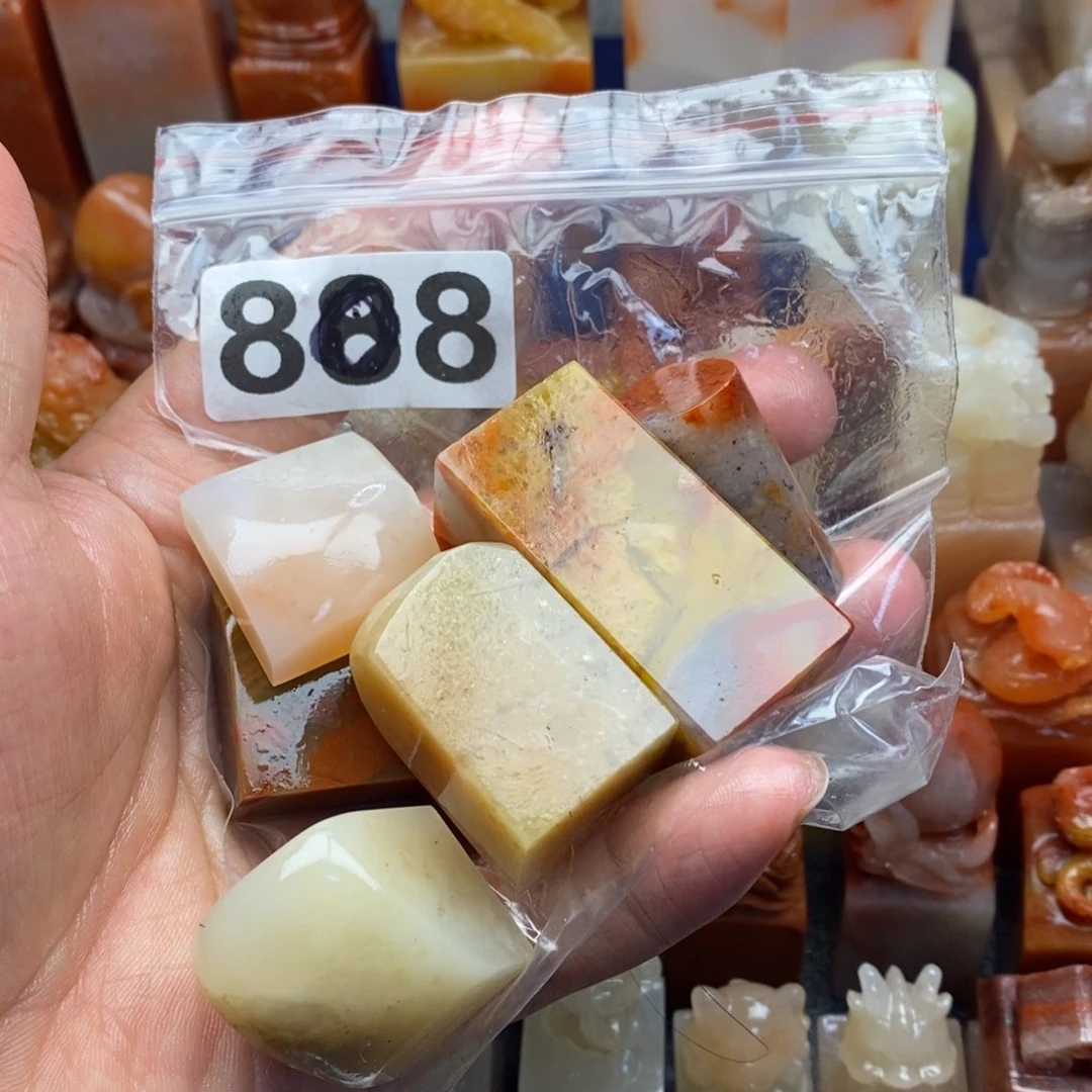 寿山石印石爱****梁老挝石111